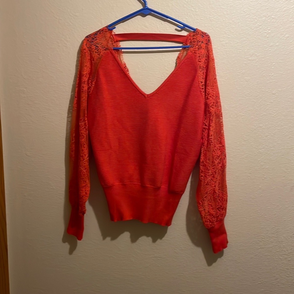 VCSIA Long Sleeve Backless Sweater (L)